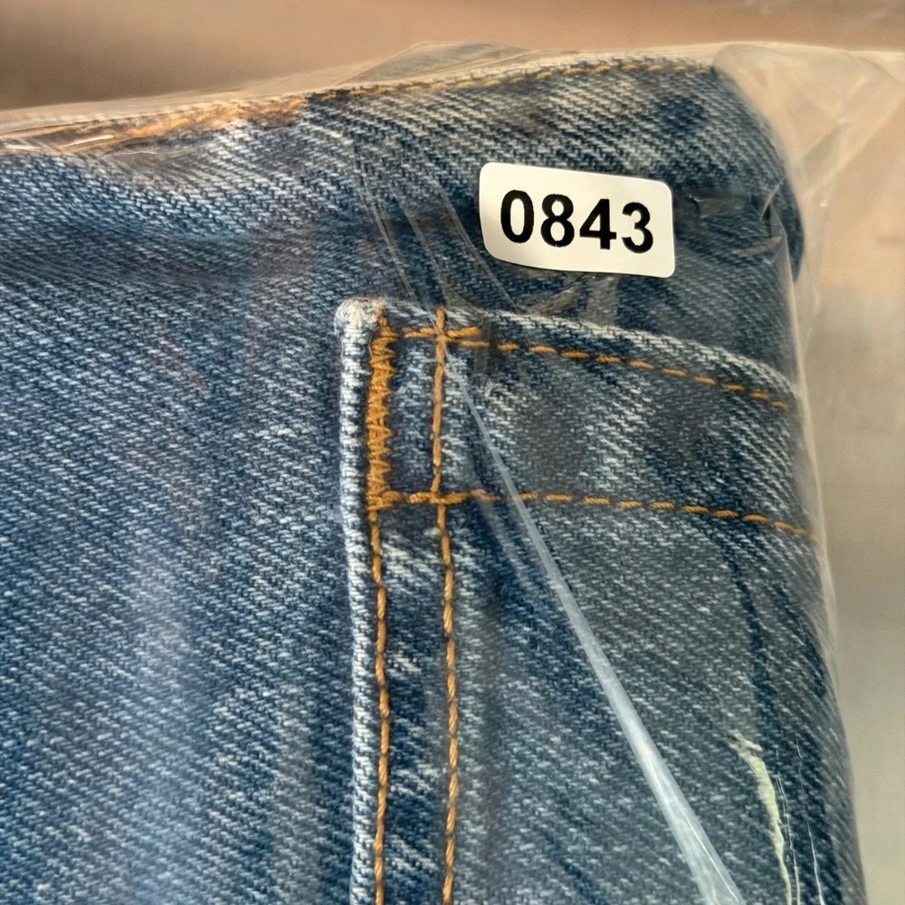 Levis 550 Relaxed Fit Mens Jeans 38x30 Medium Wash Blue Denim 00550-4886